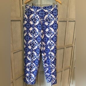 Liz Claiborne Straight Fit Trouser Majolica Print Blue White Size Small